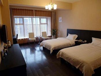 Chongqing Royal Coast Hotel Exterior photo