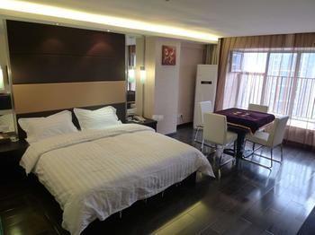 Chongqing Royal Coast Hotel Exterior photo