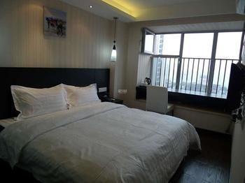 Chongqing Royal Coast Hotel Exterior photo